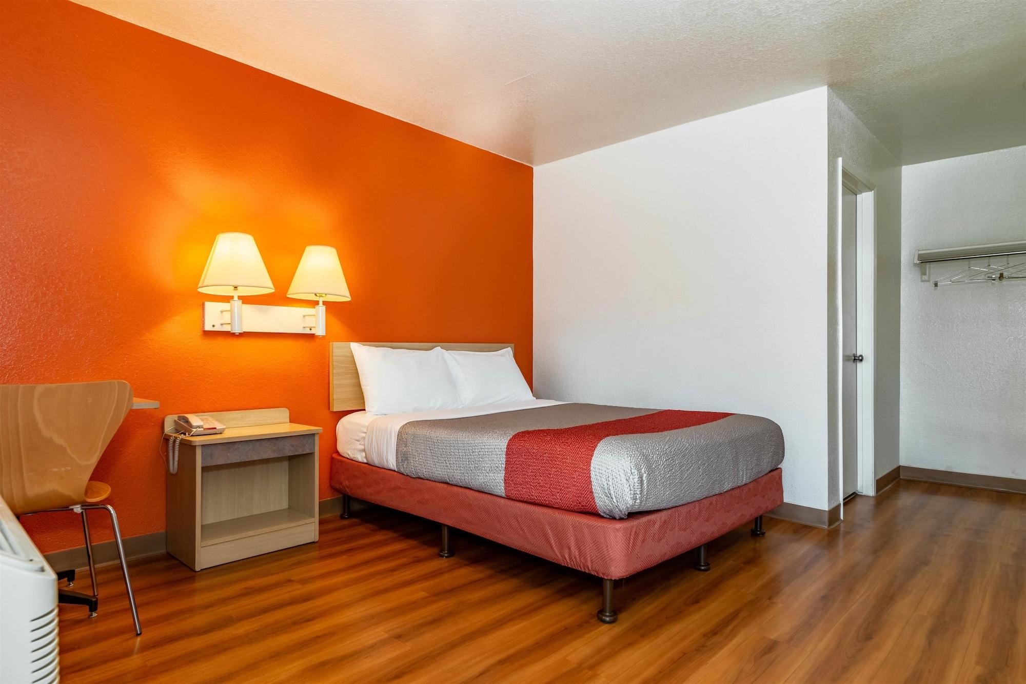 Motel 6-Palm Springs, Ca - East - Palm Canyon Exteriör bild